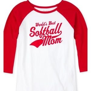 NWT🎉 Soft Ball Mom Shirt